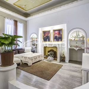 Property in Old Town