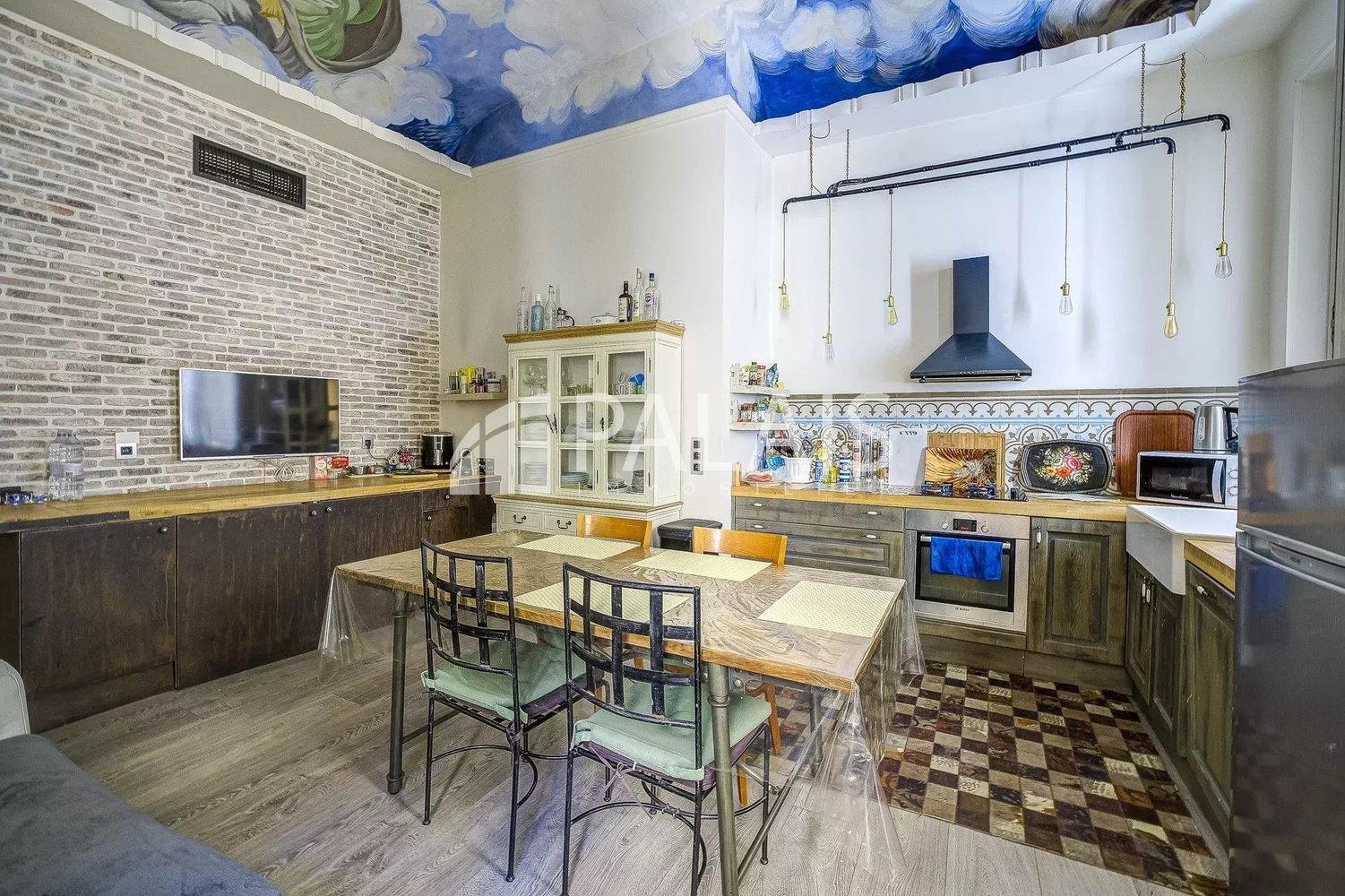 Property photo in Old Town