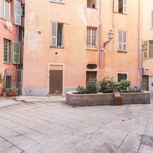 Property in Old Town