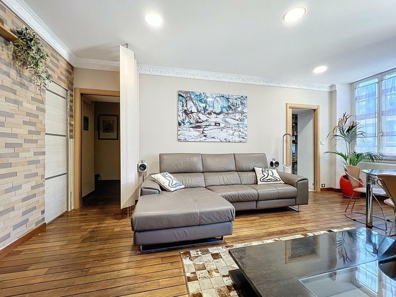 Property photo in Port