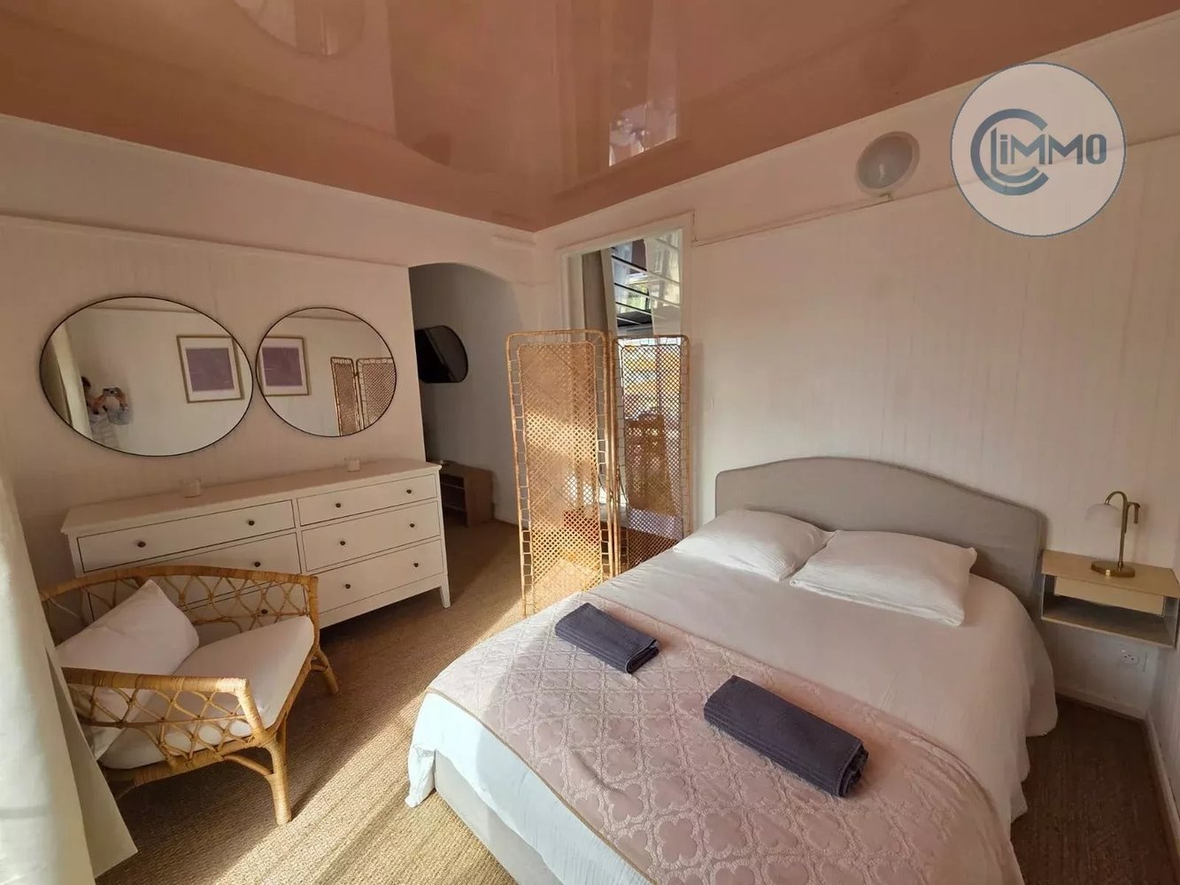 Property photo in Port