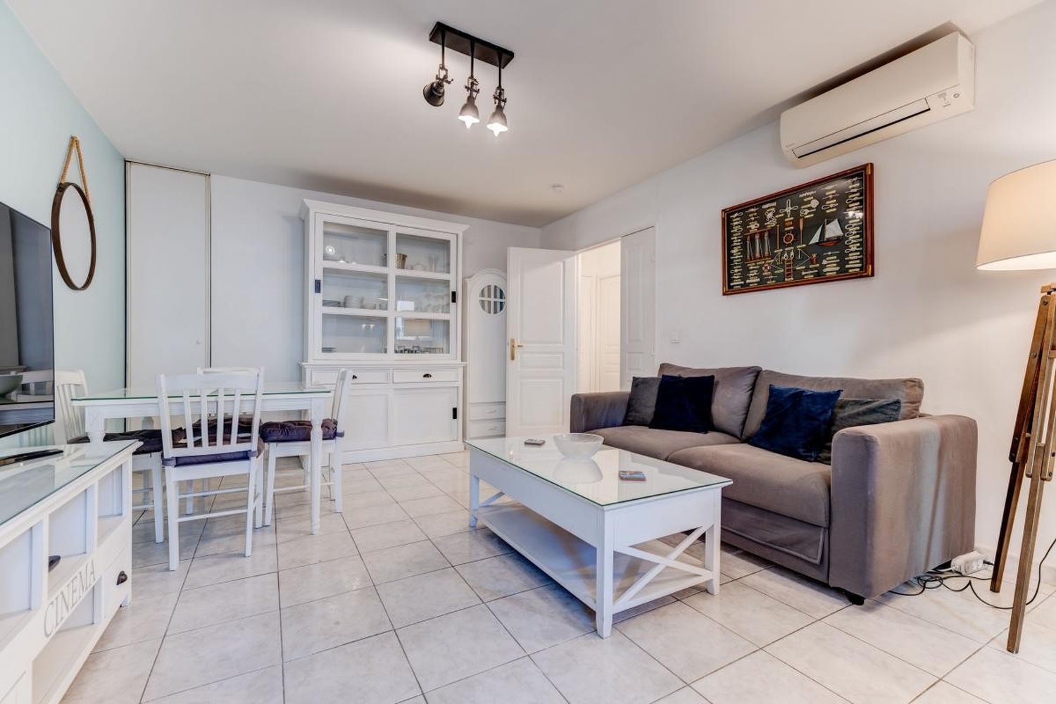 Property photo in Port