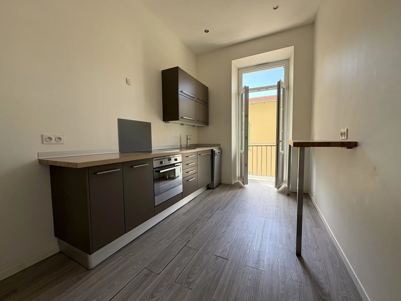 Property photo in Port