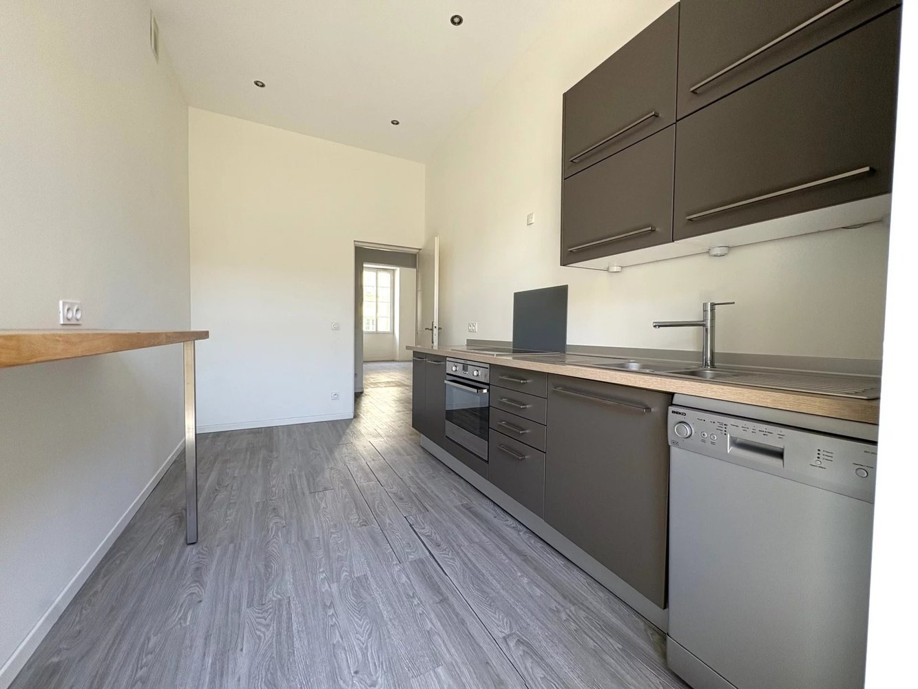 Property photo in Port