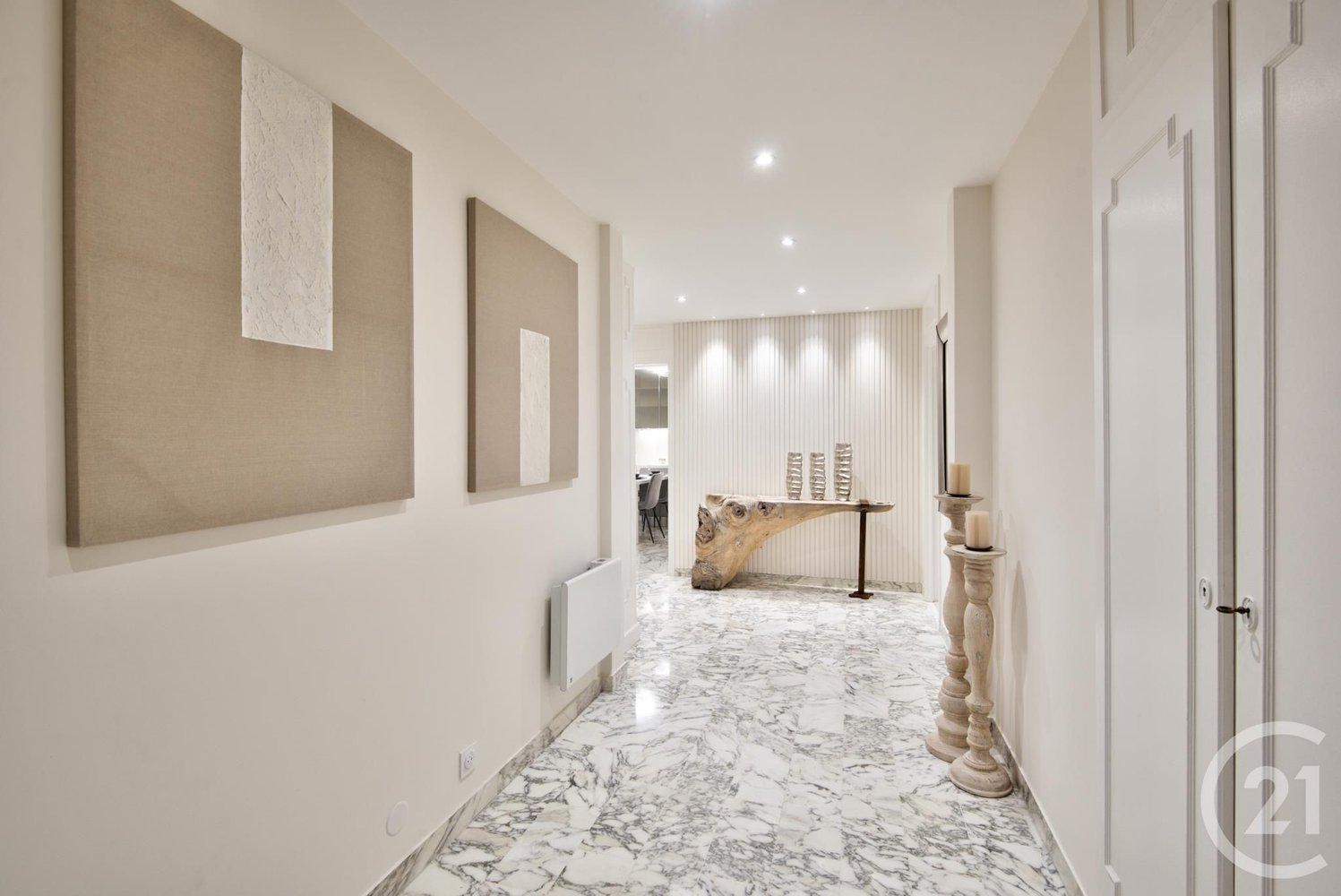 Property photo in Carre d'Argent