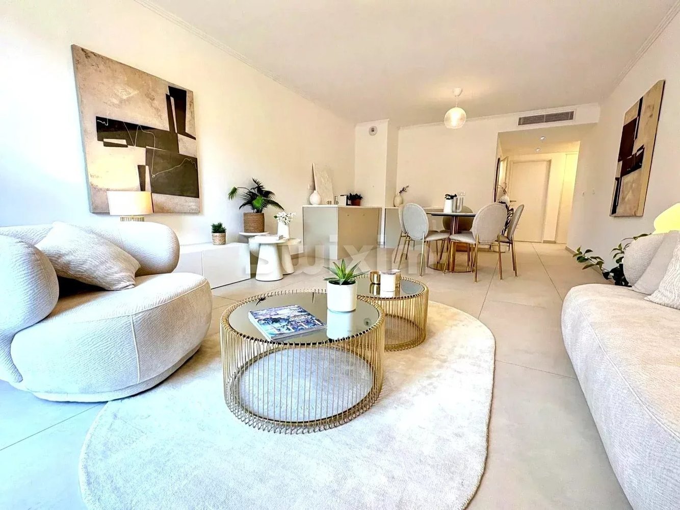 Property photo in Carre d'Argent