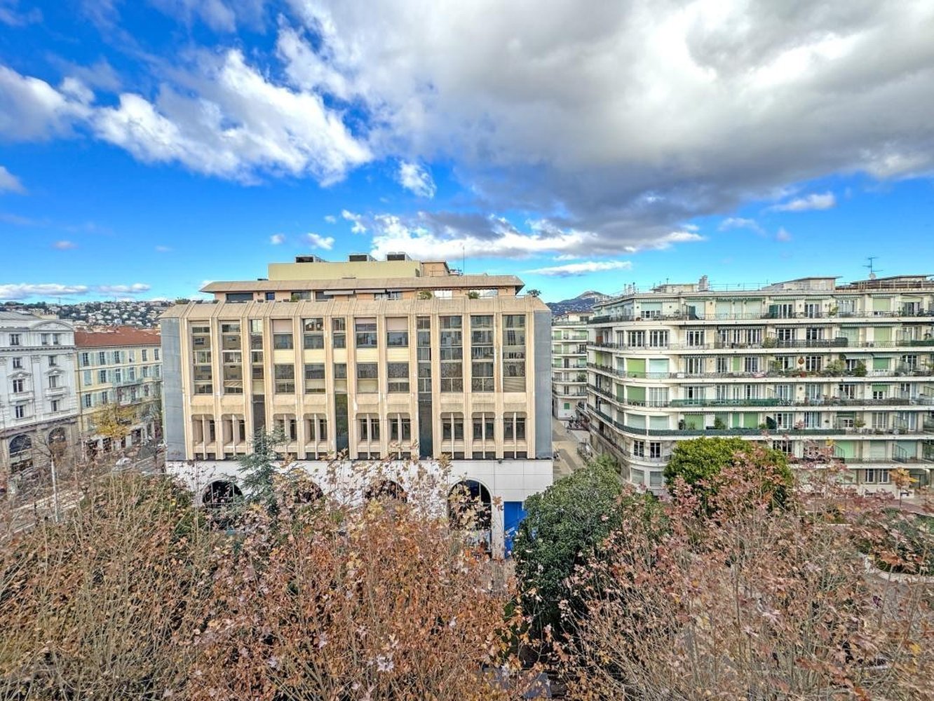 Property photo in Carre d'Argent