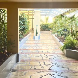 Property in Carre d'Argent