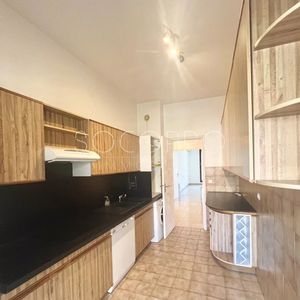 Property in Carre d'Argent