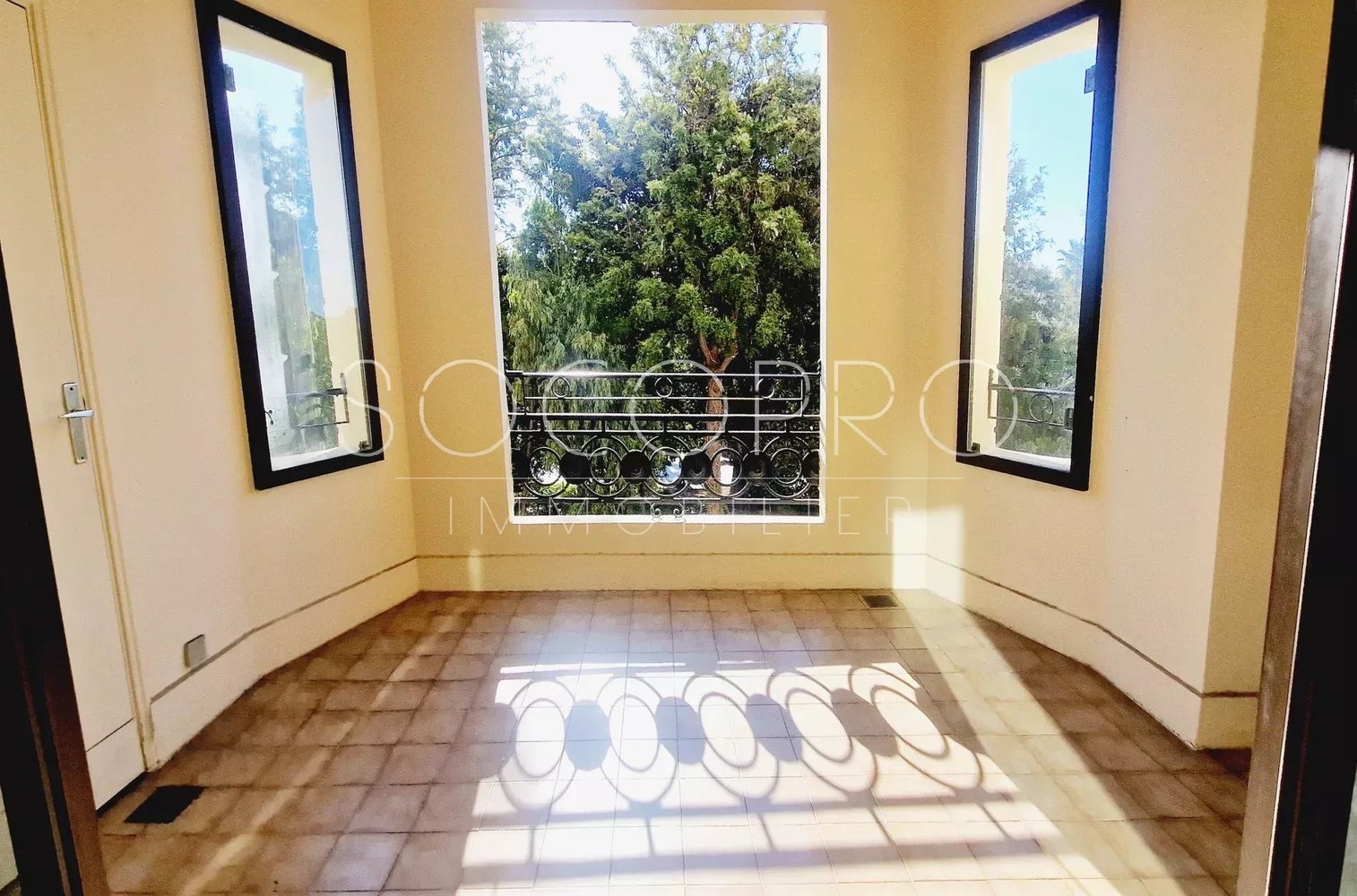 Property photo in Carre d'Argent