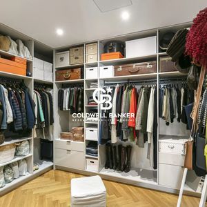 Property in Carre d'Argent