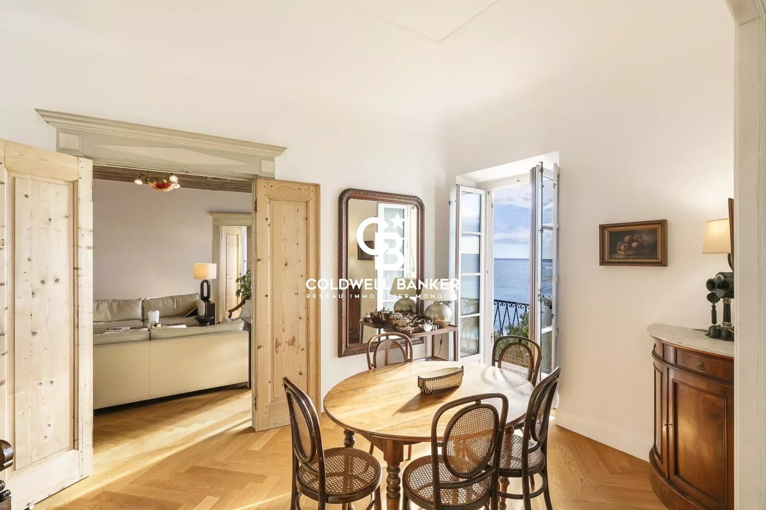 Property photo in Carre d'Argent