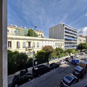 Property in Carre d'Argent