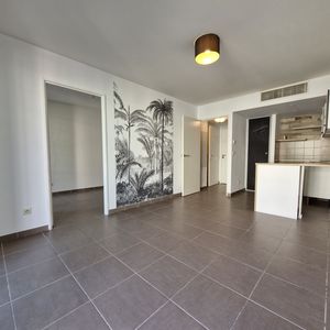 Property in Carre d'Argent