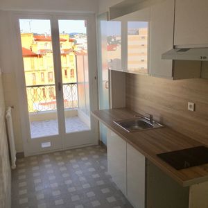 Property in Carre d'Argent