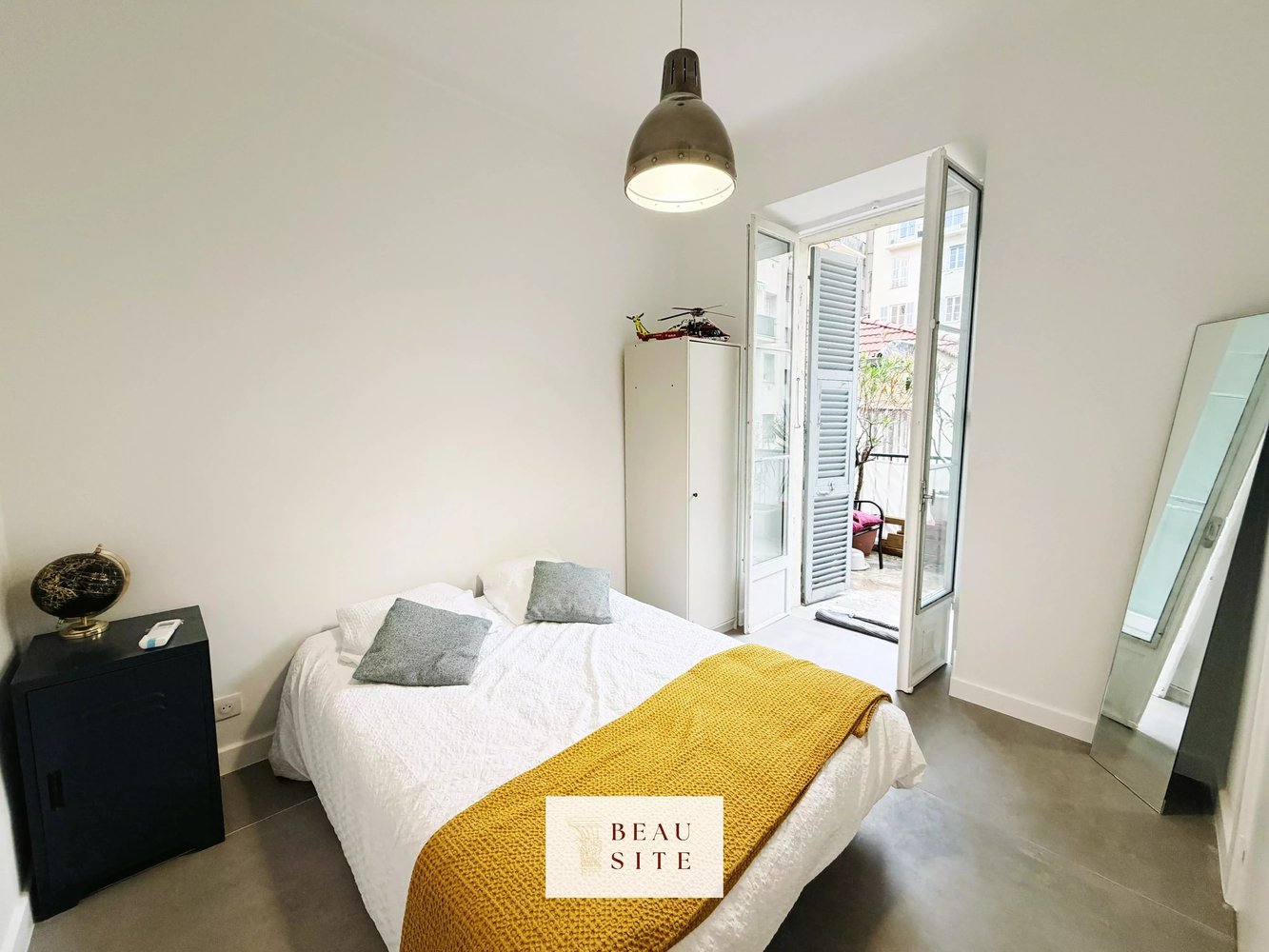 Property photo in Carre d'Argent