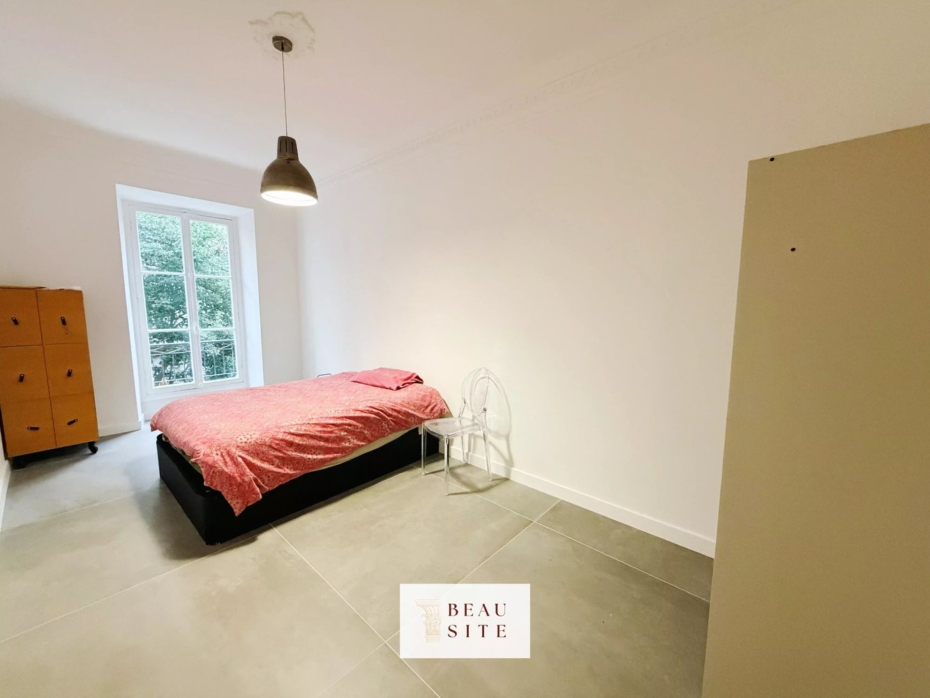 Property photo in Carre d'Argent