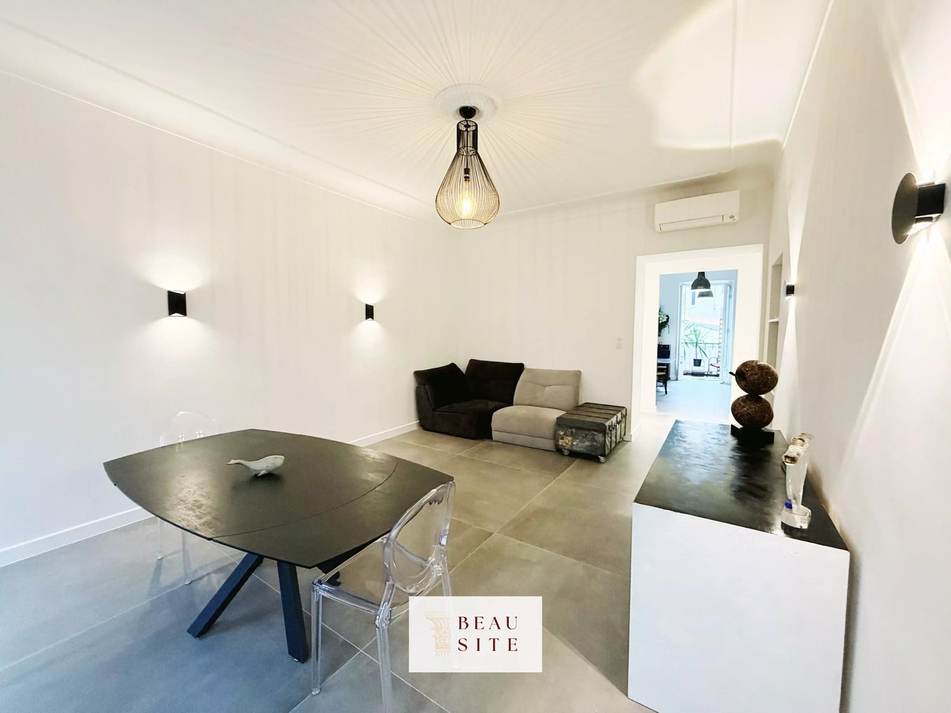 Property photo in Carre d'Argent