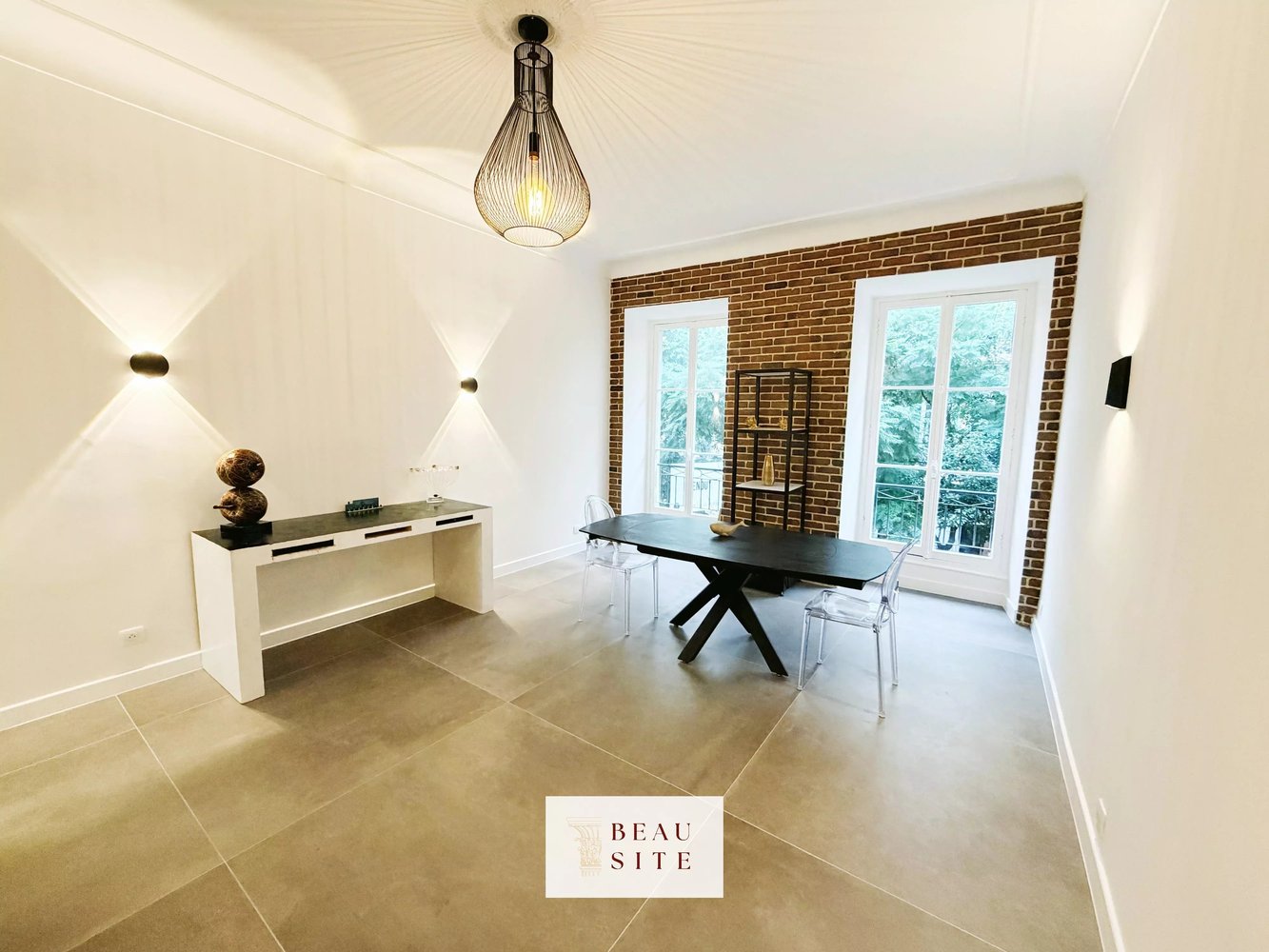 Property photo in Carre d'Argent