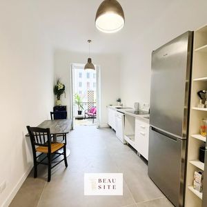 Property in Carre d'Argent