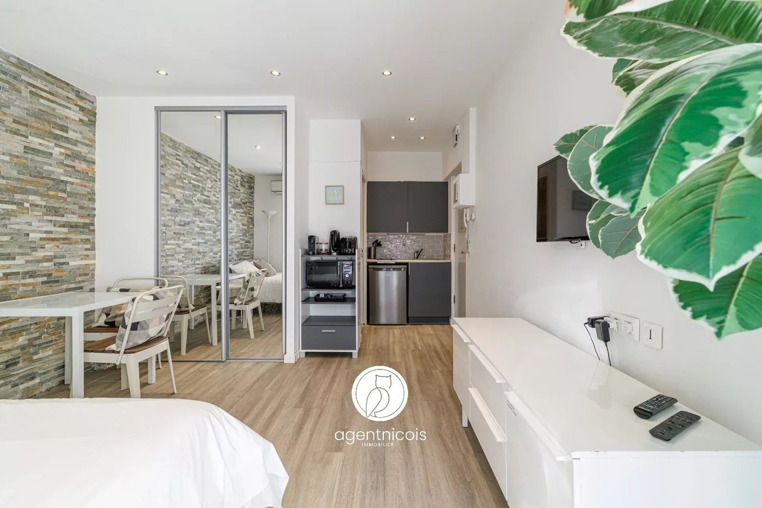 Property photo in Carre d'Or