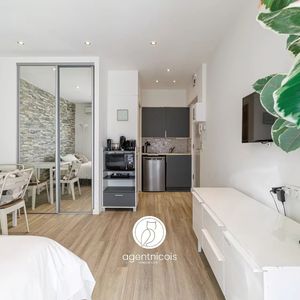 Property in Carre d'Or