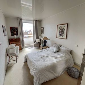 Property in Carre d'Or