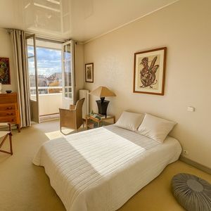 Property in Carre d'Or