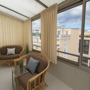 Property in Carre d'Or