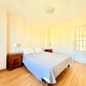 Property in Carre d'Or