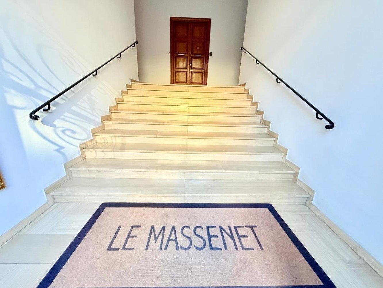 Property photo in Carre d'Or