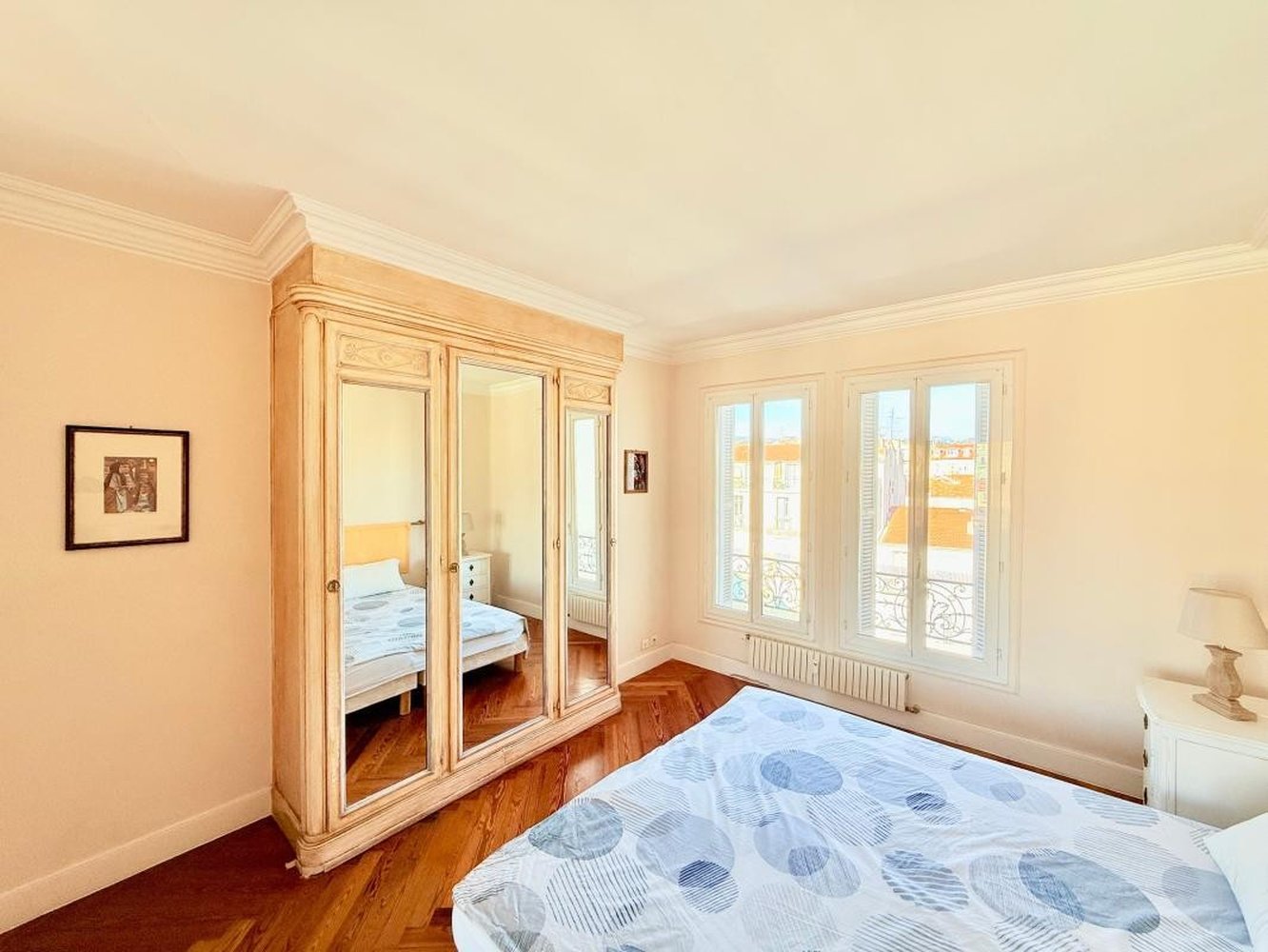 Property photo in Carre d'Or