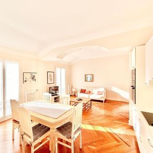 Property in Carre d'Or