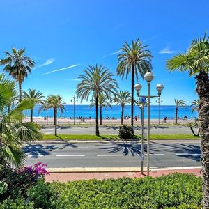 Property in Carre d'Or