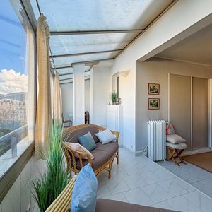 Property in Carre d'Or