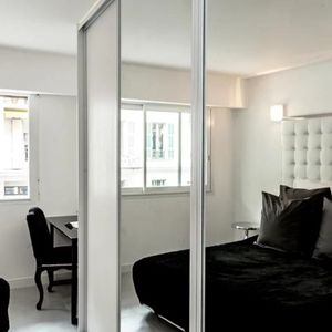 Property in Carre d'Or