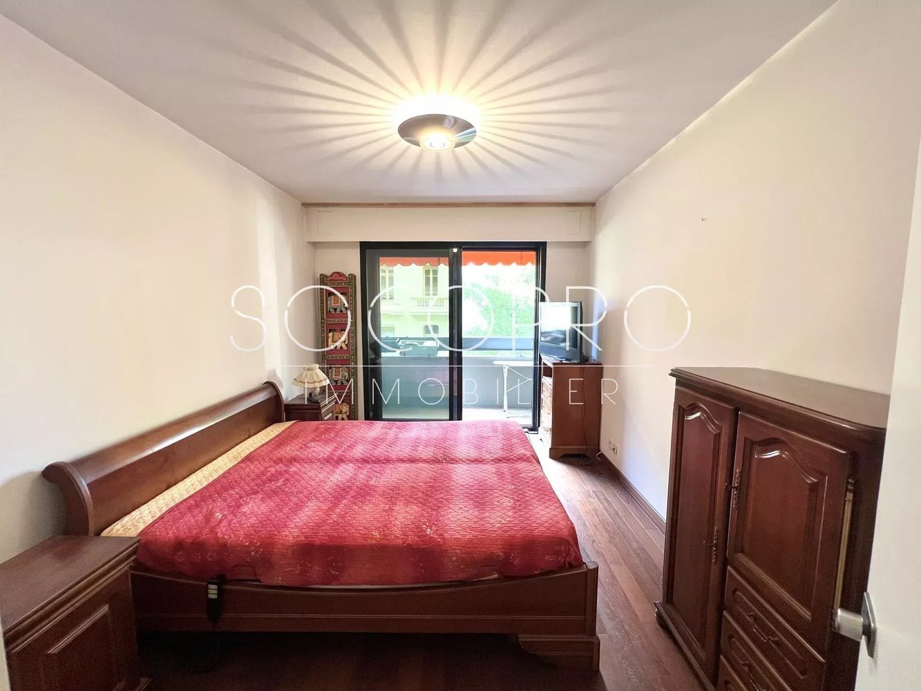 Property photo in Carre d'Or