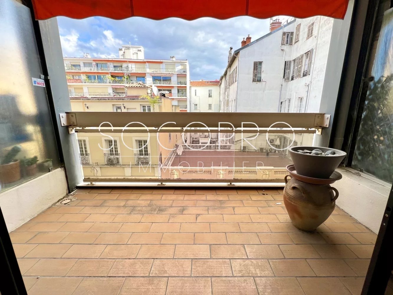 Property photo in Carre d'Or