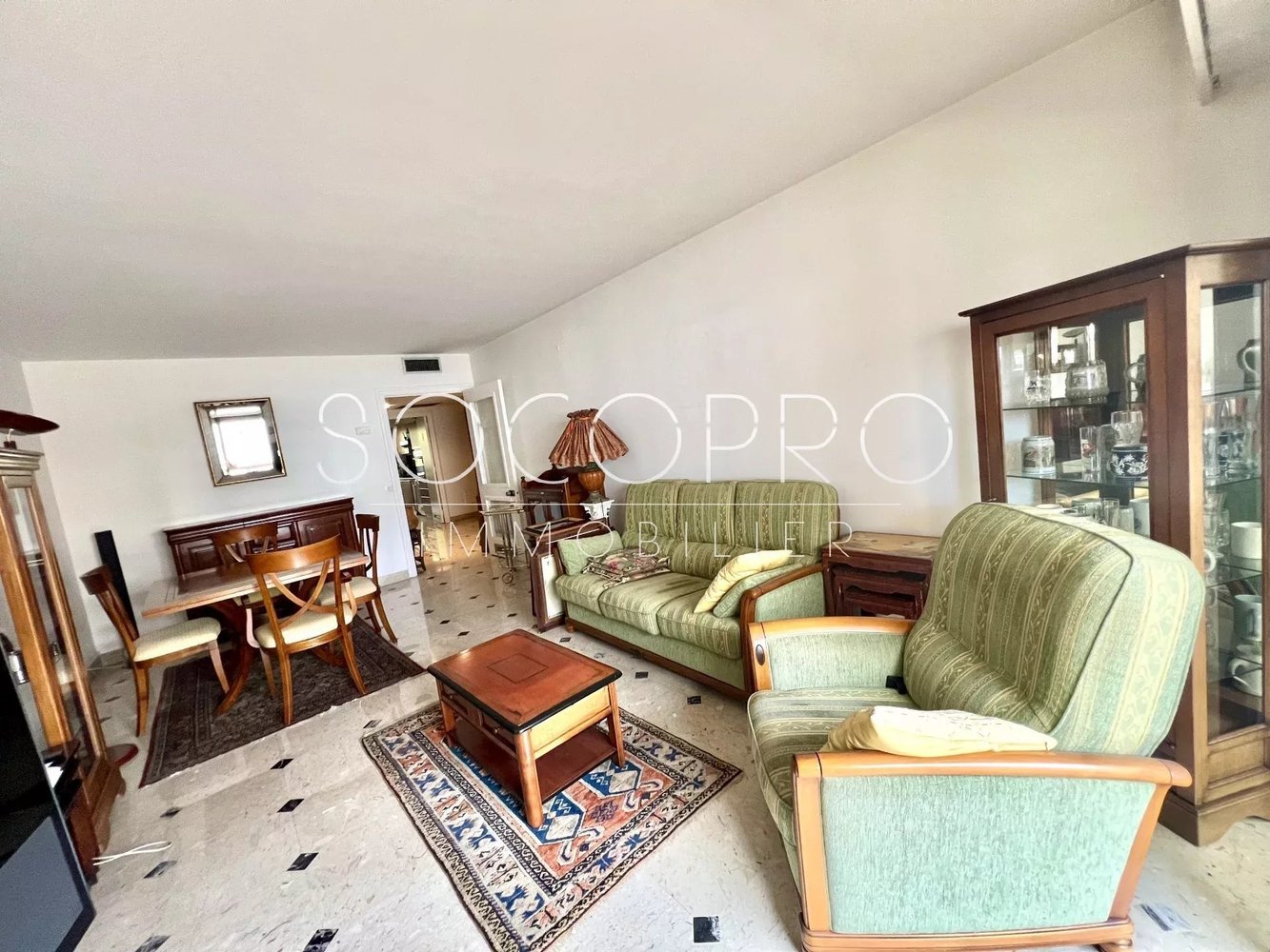 Property photo in Carre d'Or