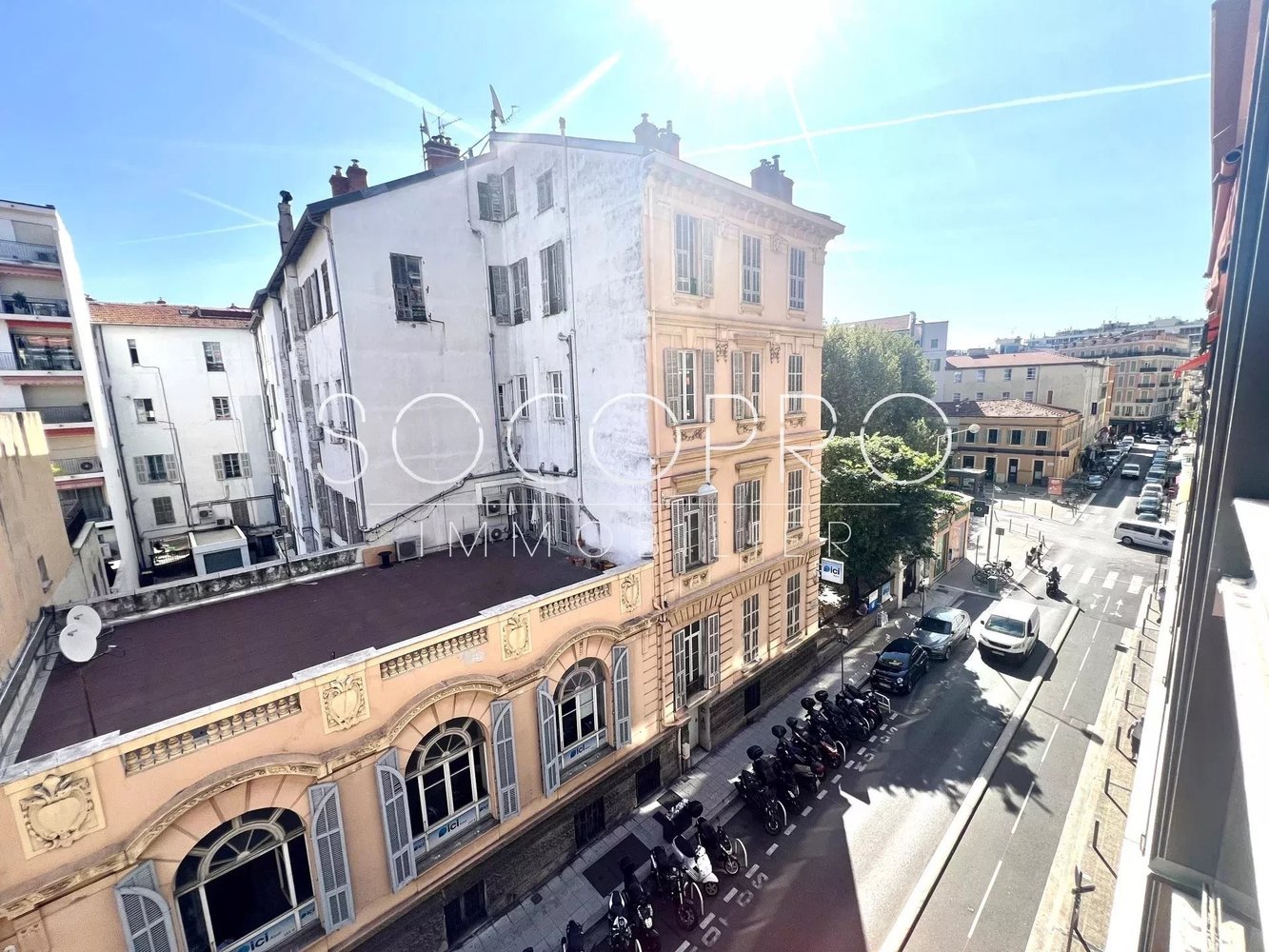 Property photo in Carre d'Or