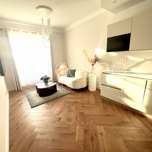 Property in Carre d'Or