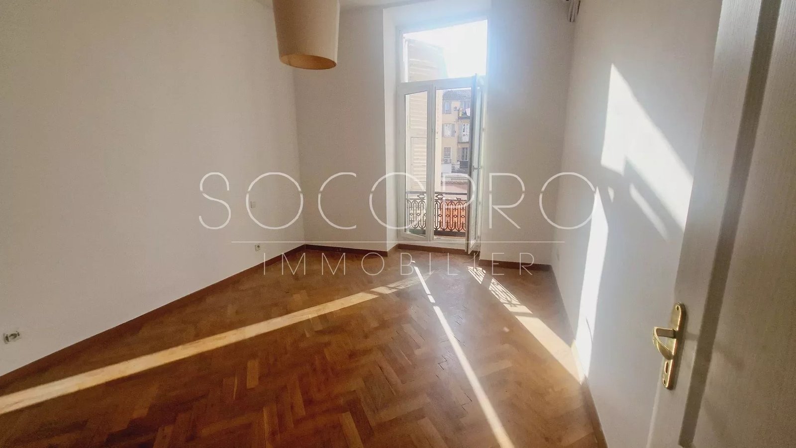 Property photo in Carre d'Or