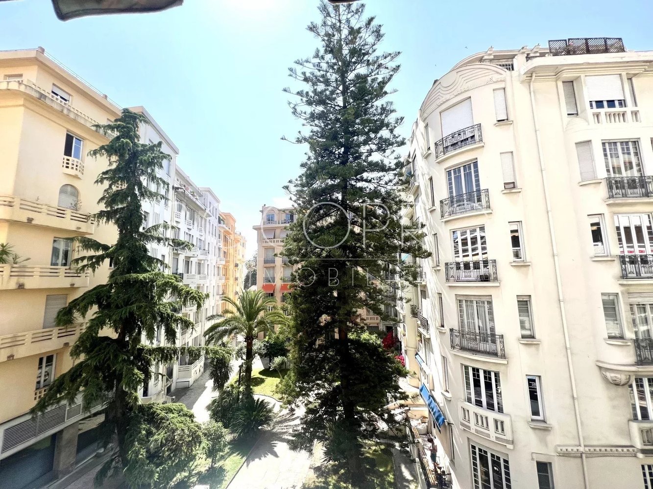 Property photo in Carre d'Or