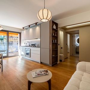 Property in Carre d'Or