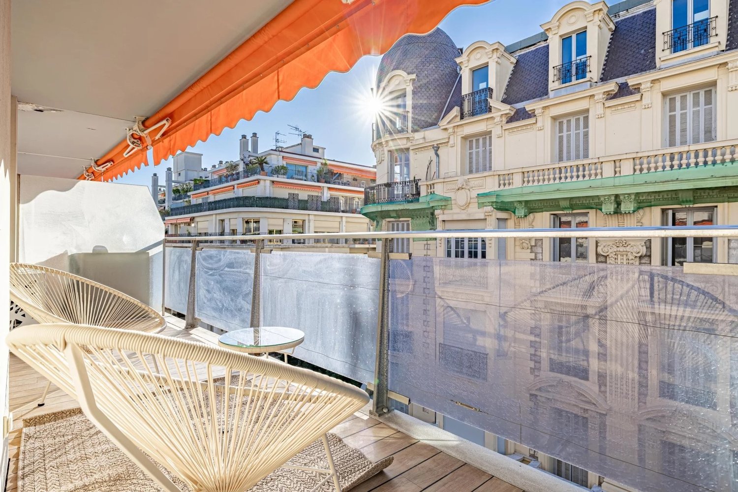 Property photo in Carre d'Or