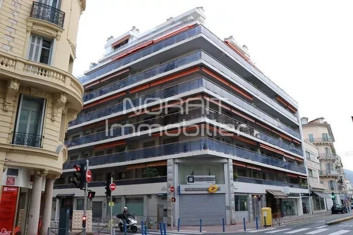 Property photo in Carre d'Or