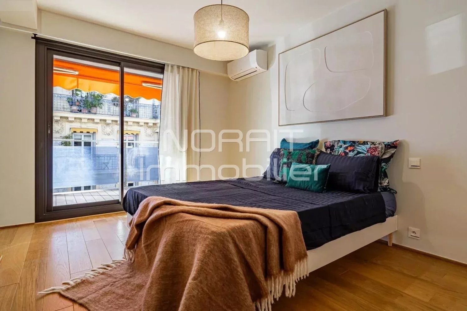 Property photo in Carre d'Or