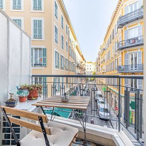 Property in Carre d'Or