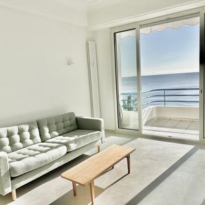 Property in Carre d'Or