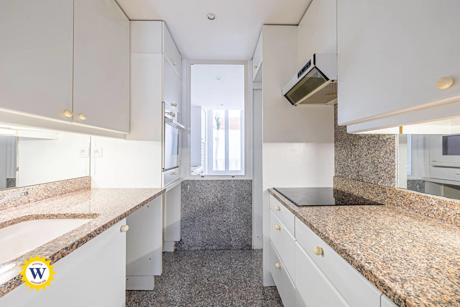 Property photo in Carre d'Or